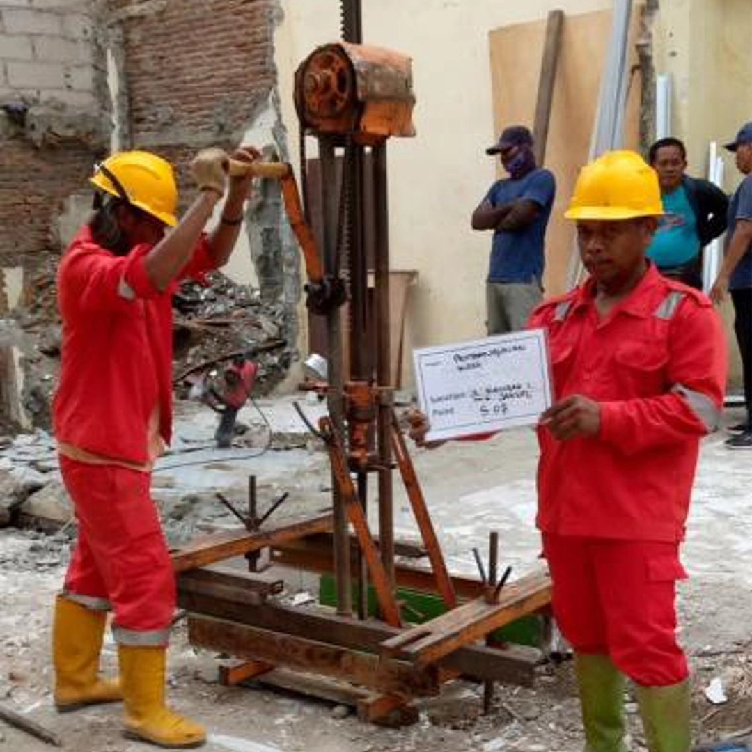 Topografi Pabrik Roti Pontianak